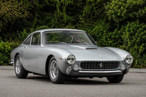 Ferrari 250 GT Berlinetta passo corto Lusso specs, Tipo 539 chassis, 3.0L Colombo V12, 240 hp, SWB history, values, and buying guide.