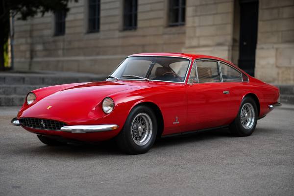 Ferrari 365 GT 2+2 (Tipo 591) with 320 hp Colombo V12, 5-speed manual, independent rear suspension, specs, history, values and buying tips.