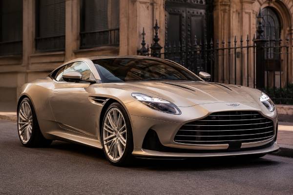 Aston Martin DB12 Goldfinger Edition specs: 4.0L twin-turbo V8, 671 hp, 800 Nm, 8-speed automatic, 3.6-sec 0–100 km/h, and 60-car production.