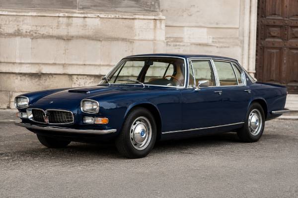 Maserati Quattroporte 4200 specs cover its 260 hp four-cam V8, Series I De Dion axle, Series II updates, performance, maintenance, and buying advice.