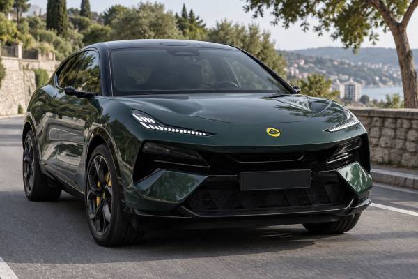 Lotus Eletre 600 SPORT SE Type 132 specs: 112 kWh battery, 603 hp, 350 kW DC charging, 250 km/h top speed, 710 Nm torque, AWD, and 4.15-sec 0–100 km/h.
